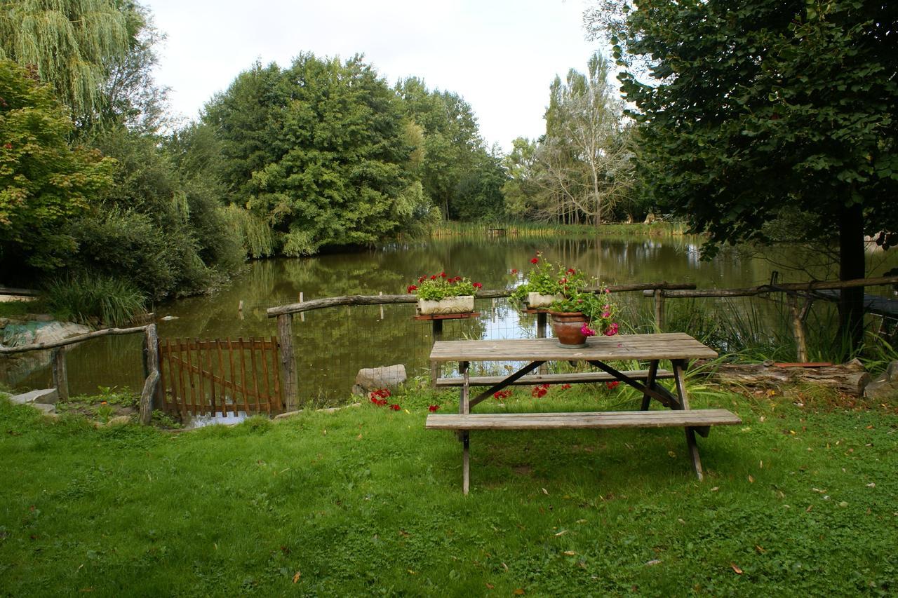 Camping La Viotterie La Boissiere (Mayenne) Exterior foto