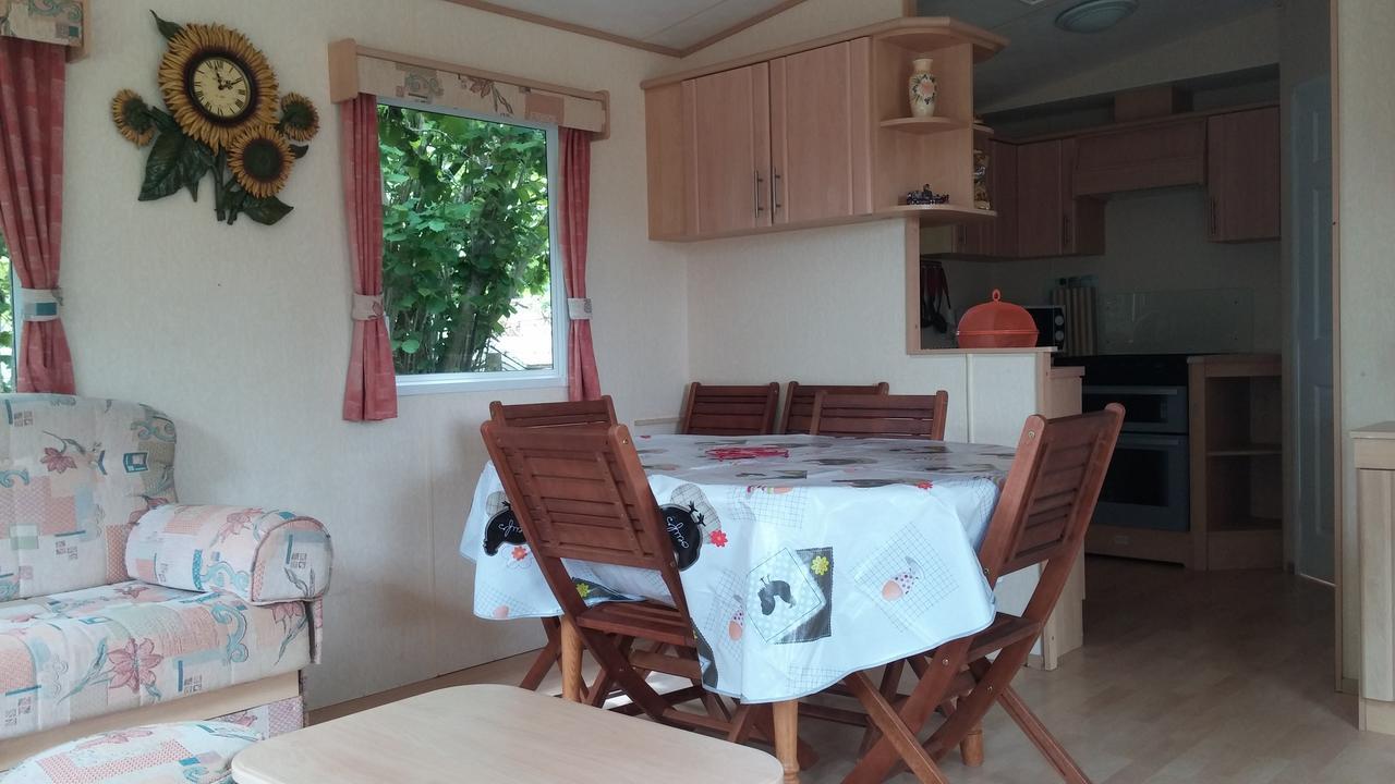 Camping La Viotterie La Boissiere (Mayenne) Exterior foto